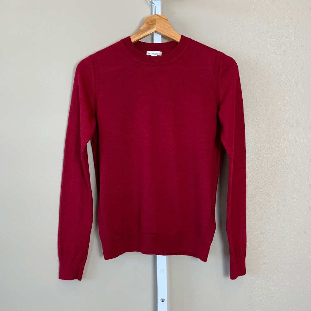 GAP Lightweight Merino Crewneck Sweater